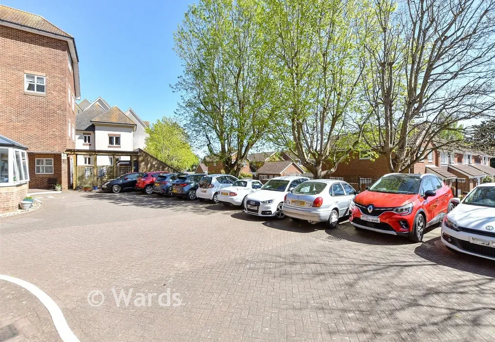 Driveway/Parking - Prospect Road, Hythe, Kent - Wards of Kent