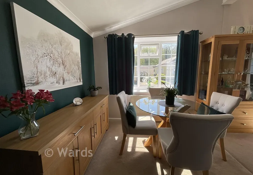 Dining Area - Dover Road, Barham, Kent - Wards of Kent