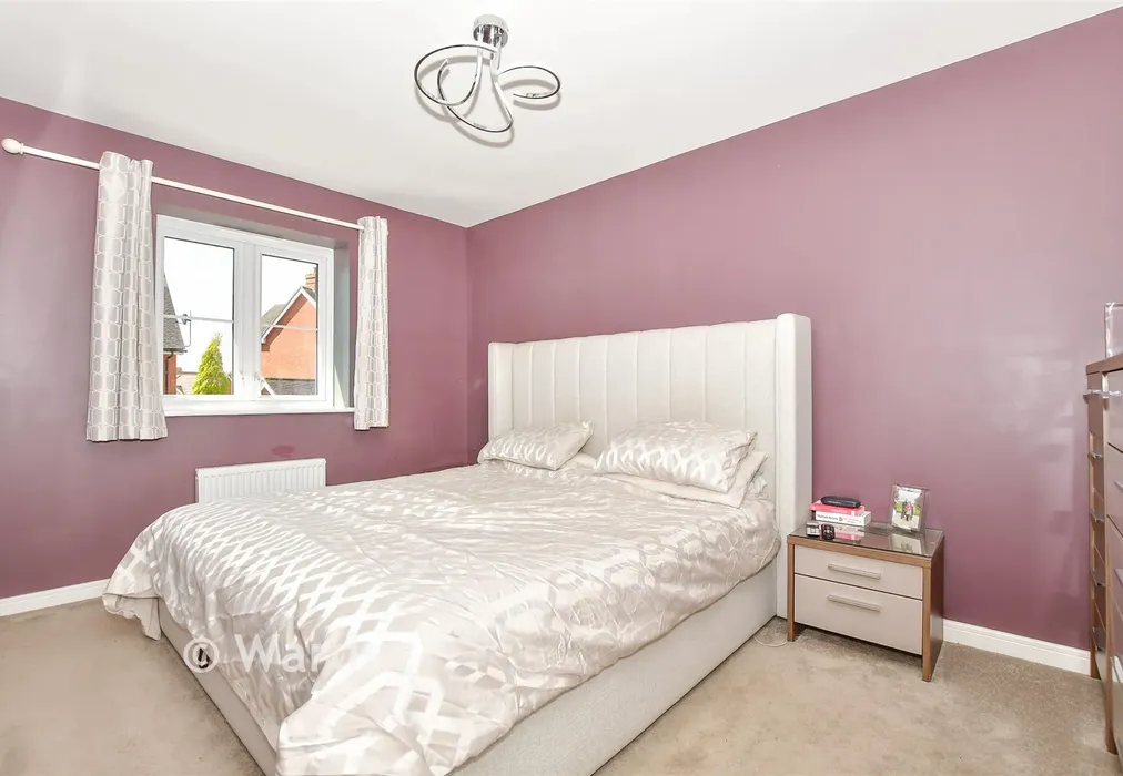 Bedroom 1 - Beech Tree Road, Maidstone, Kent - Wards of Kent