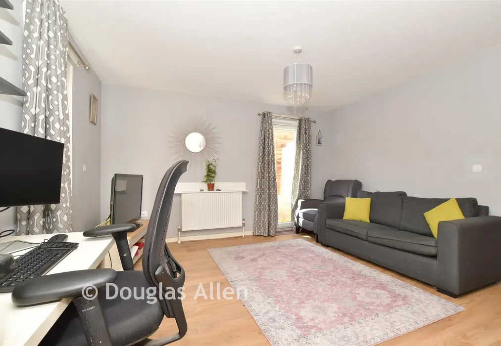 Lounge/Diner/ Kitchen - Walton Road, Manor Park, london - Wards of Kent
