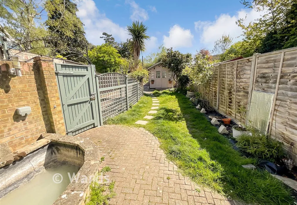 Garden - First Avenue, Gillingham, Kent - Wards of Kent
