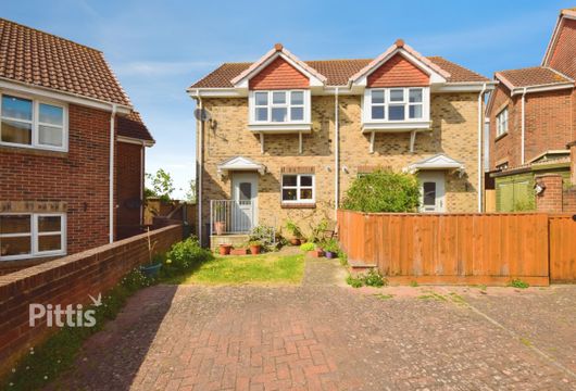 Summerhill Close Sandown PO36 - Wards of Kent