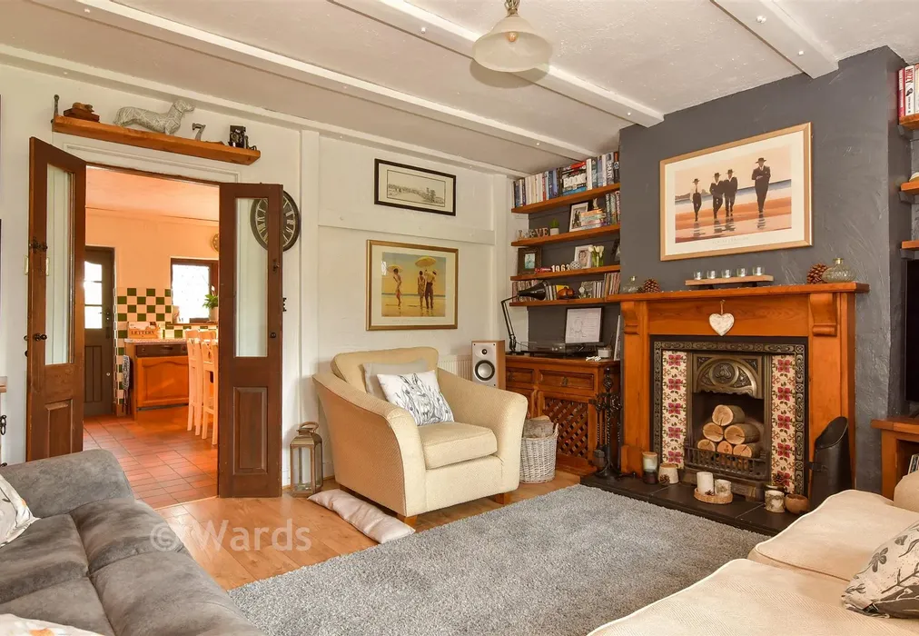 Lounge - Fawkham Road, West Kingsdown, Sevenoaks, Kent - Wards of Kent