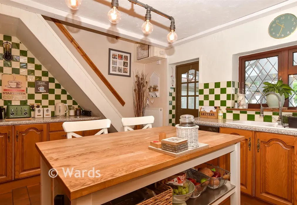 Kitchen - Fawkham Road, West Kingsdown, Sevenoaks, Kent - Wards of Kent