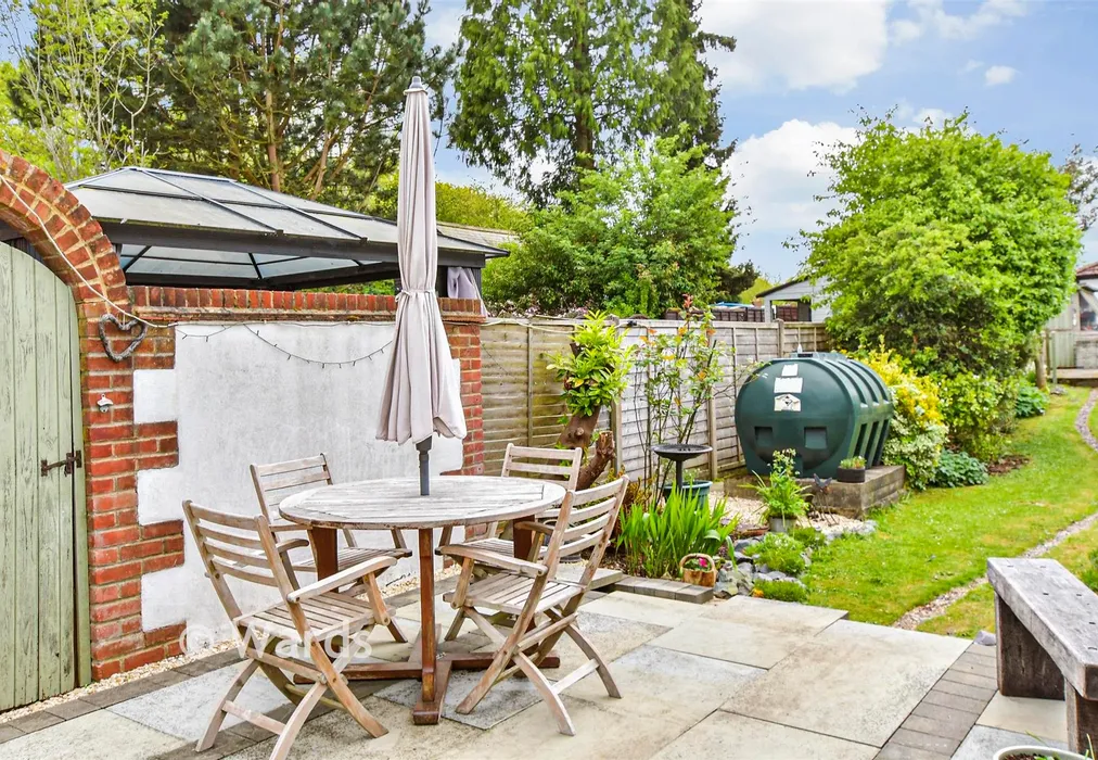 Patio / Decking - Fawkham Road, West Kingsdown, Sevenoaks, Kent - Wards of Kent