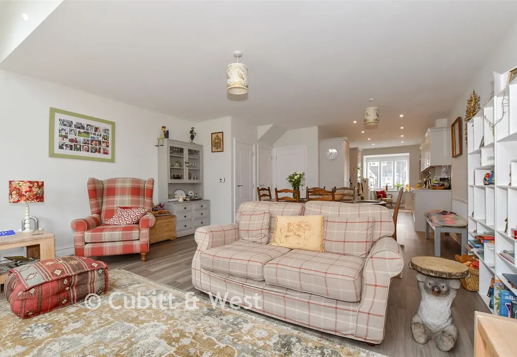 Lounge/Diner - Rush Gardens, Southwater, Horsham, West Sussex - Wards of Kent