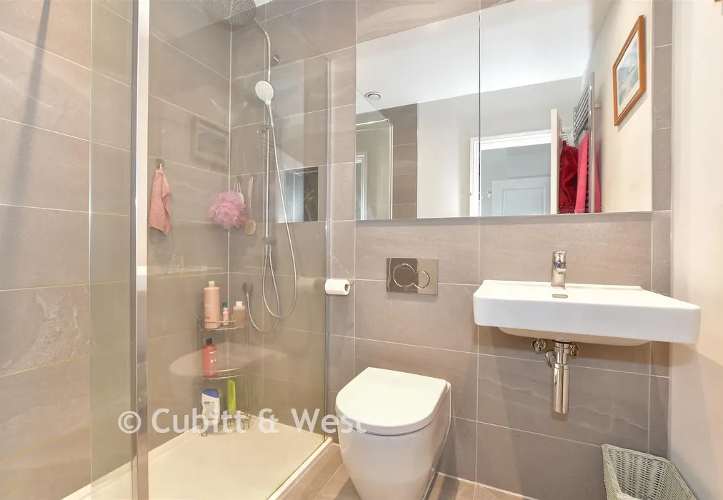En-Suite Shower Room - Rush Gardens, Southwater, Horsham, West Sussex - Wards of Kent
