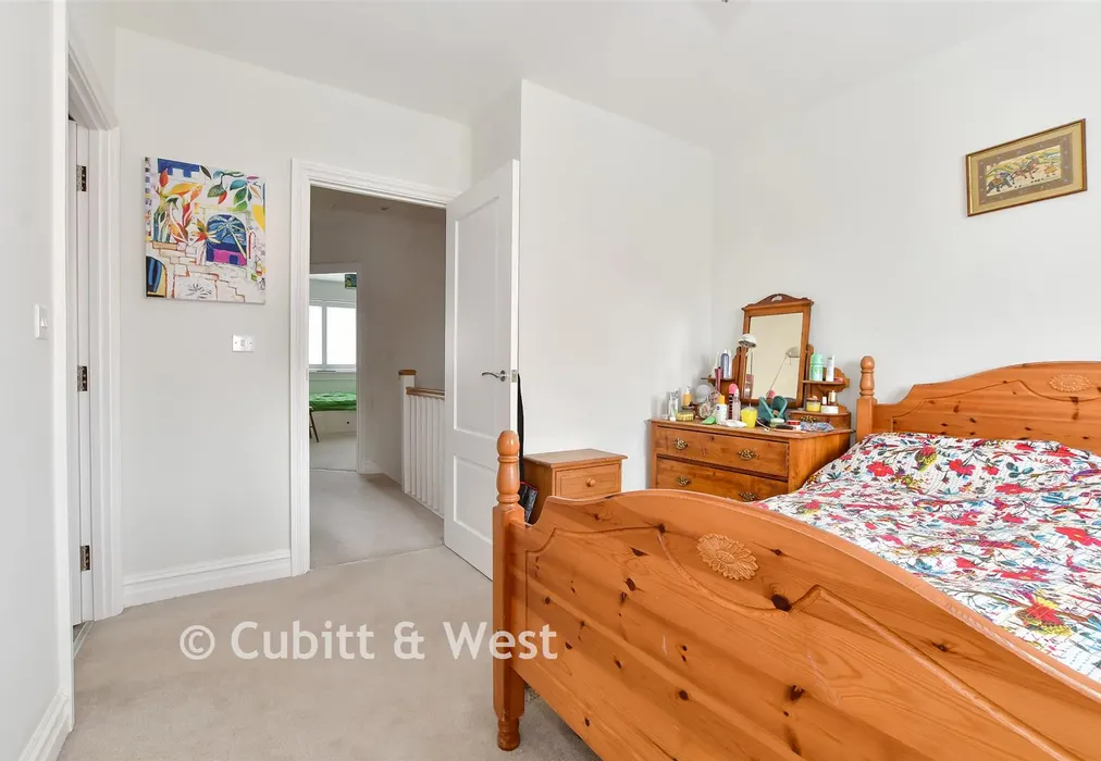 Bedroom 1 - Rush Gardens, Southwater, Horsham, West Sussex - Wards of Kent