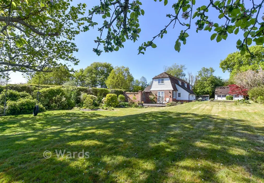 Rear Garden - Iden Green Road, Cranbrook, Kent - Wards of Kent