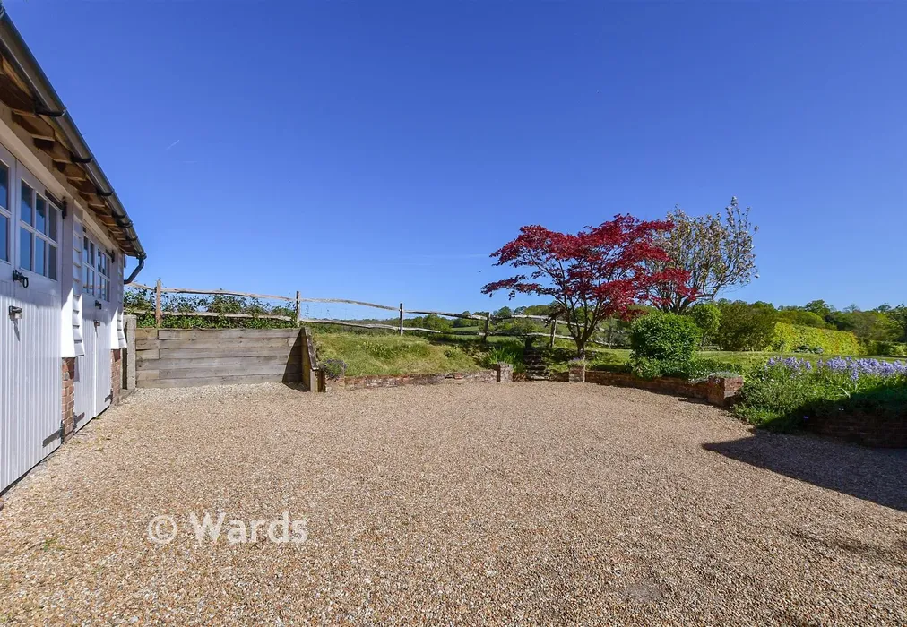 Driveway/Parking - Iden Green Road, Cranbrook, Kent - Wards of Kent