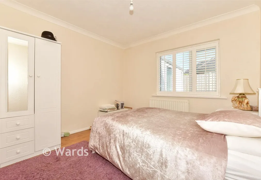 Bedroom 2 - Kingsway, Dymchurch, Romney Marsh, Kent - Wards of Kent