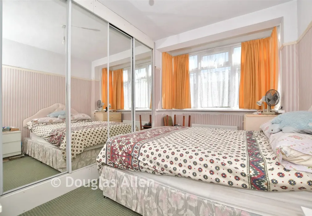 Bedroom 1 - Overton Road, Leyton - Wards of Kent