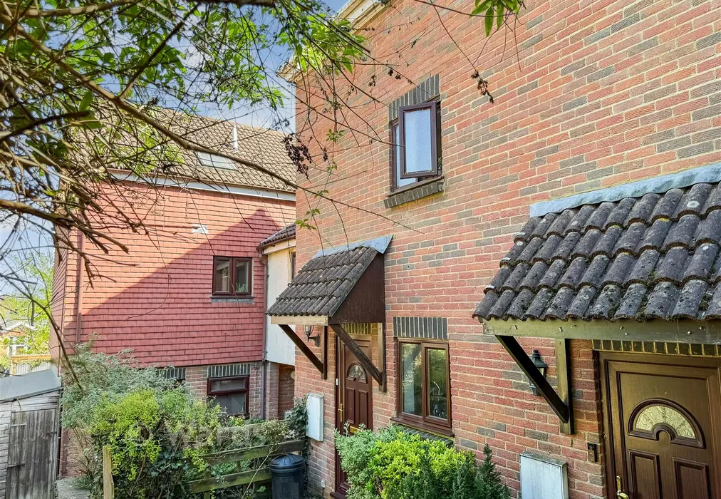 Front - Peacock Mews, Springvale, Maidstone, Kent - Wards of Kent
