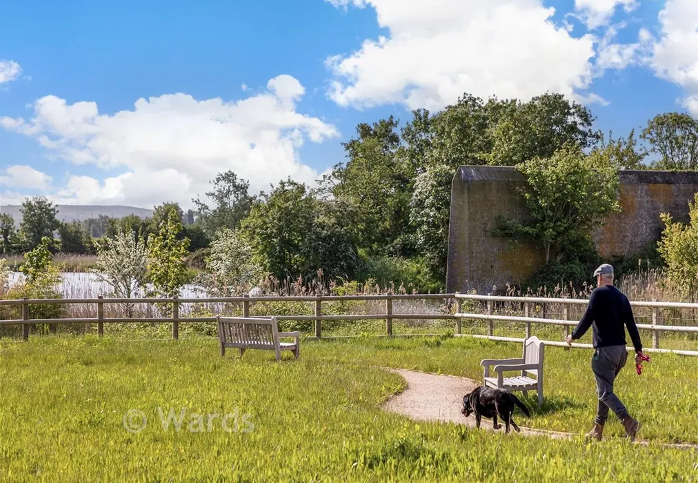 External Lifestyle - Ham Road, Faversham Lakes, Faversham, Kent - Wards of Kent