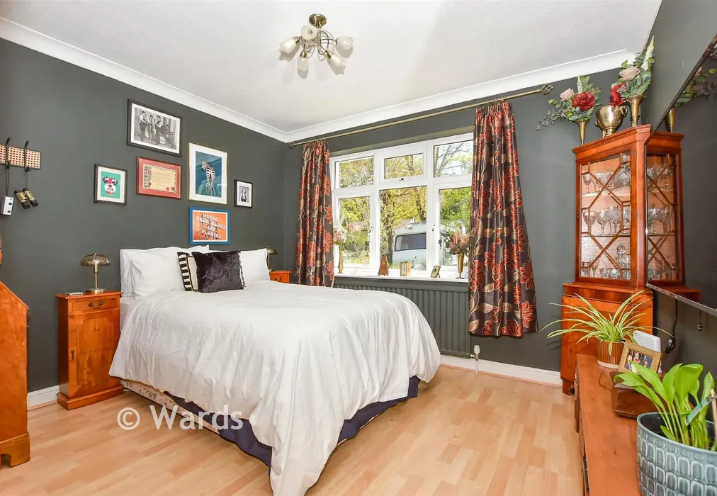 Bedroom 3 - Hever Avenue, West Kingsdown, Sevenoaks, Kent - Wards of Kent