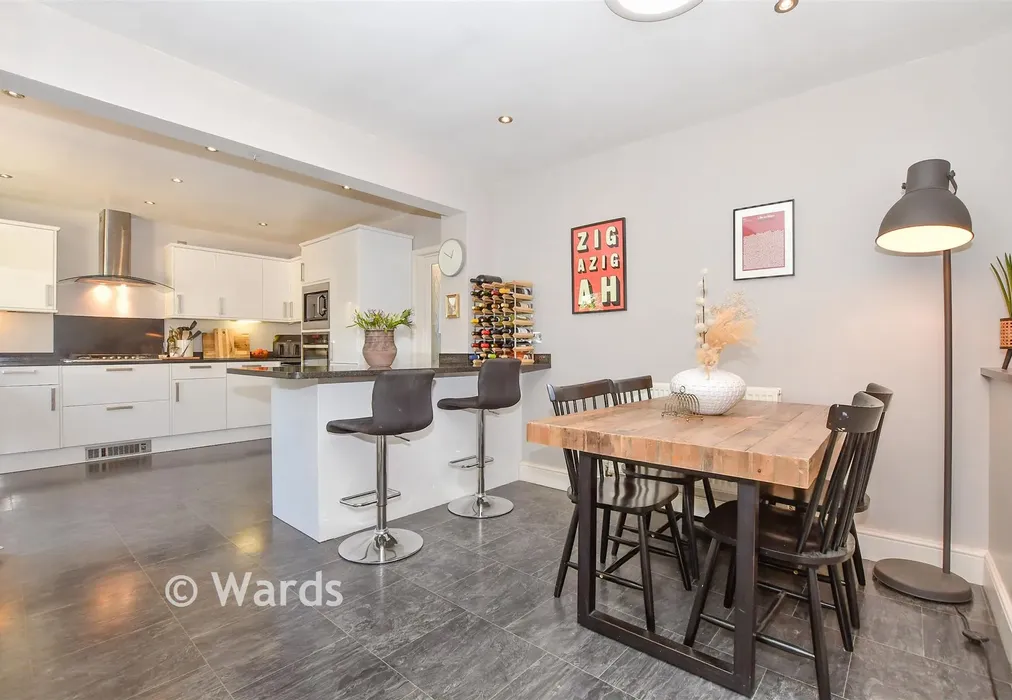 Kitchen/Diner - Hever Avenue, West Kingsdown, Sevenoaks, Kent - Wards of Kent