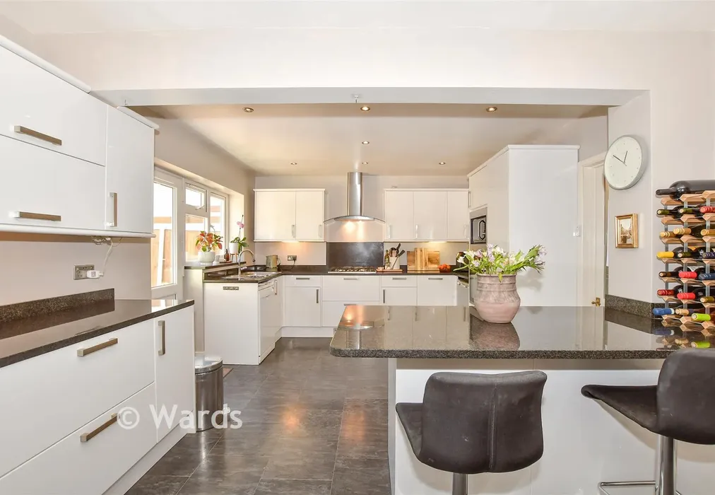 Kitchen/Diner - Hever Avenue, West Kingsdown, Sevenoaks, Kent - Wards of Kent