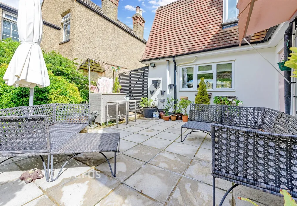 Patio / Decking - London Road, Farningham, Kent - Wards of Kent