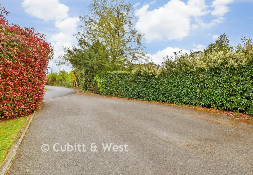 Driveway/Parking - Waterfield Drive, Warlingham, Surrey - Wards of Kent