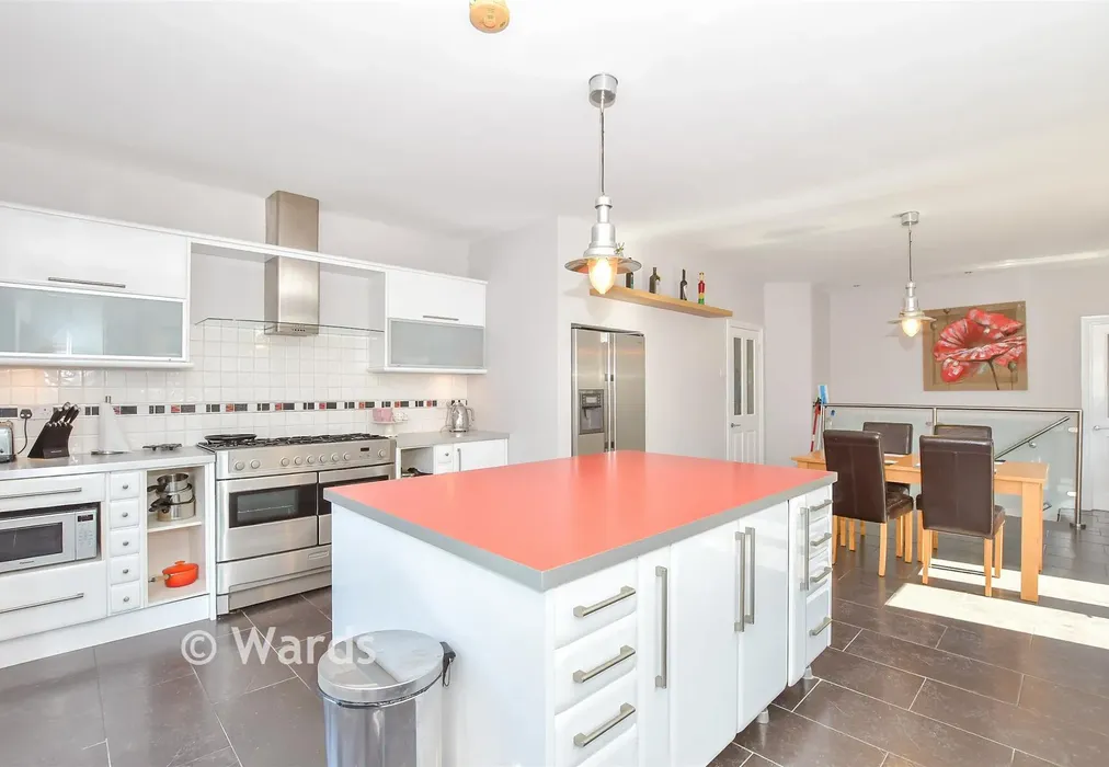 Kitchen/Breakfast Room - Heath Road, Langley, Maidstone, Kent - Wards of Kent