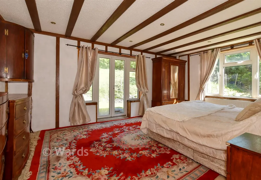 Bedroom 1 - Marley Lane, Kingston, Canterbury, Kent - Wards of Kent