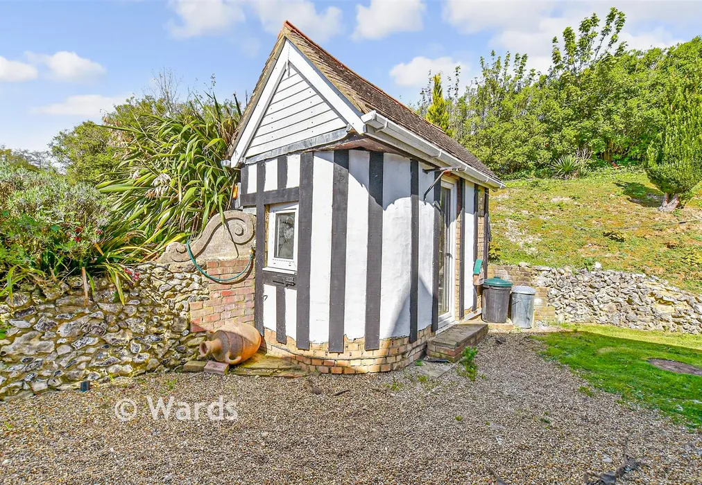 Workshop/Outbuildings - Marley Lane, Kingston, Canterbury, Kent - Wards of Kent