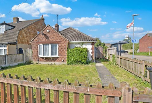 Railway Approach, Basildon, Essex - Wards of Kent