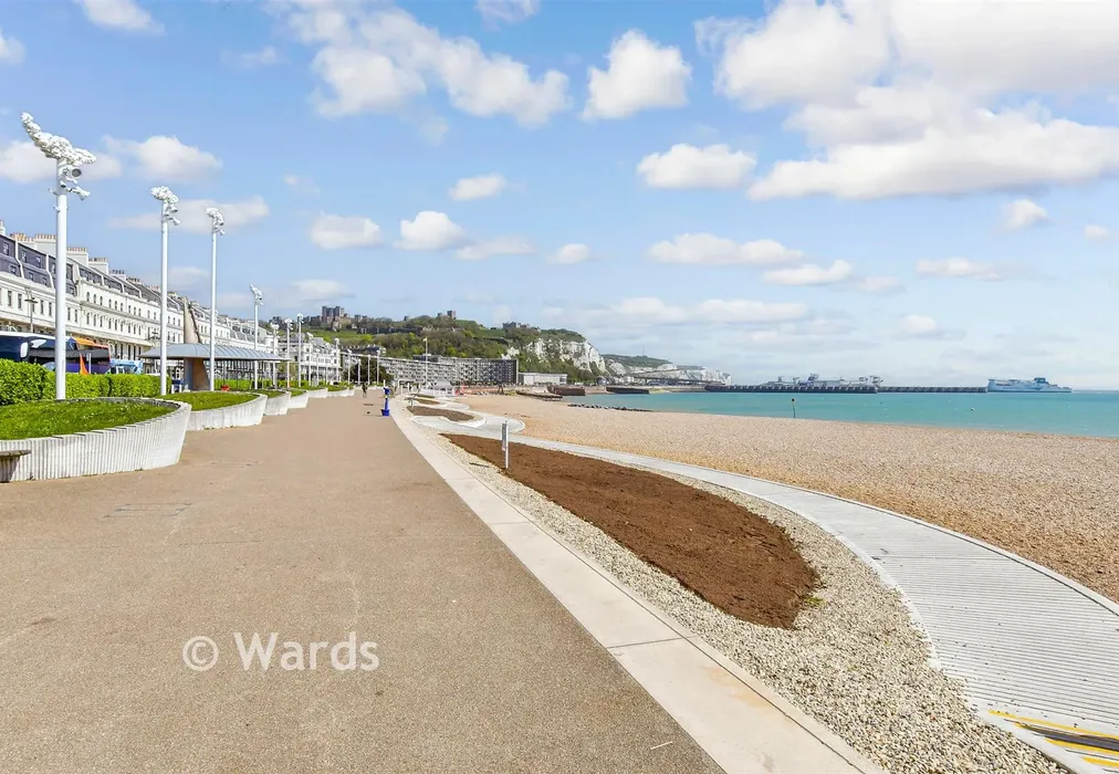 Surrounding Area - Queens Courtyard, Dover, Kent - Wards of Kent