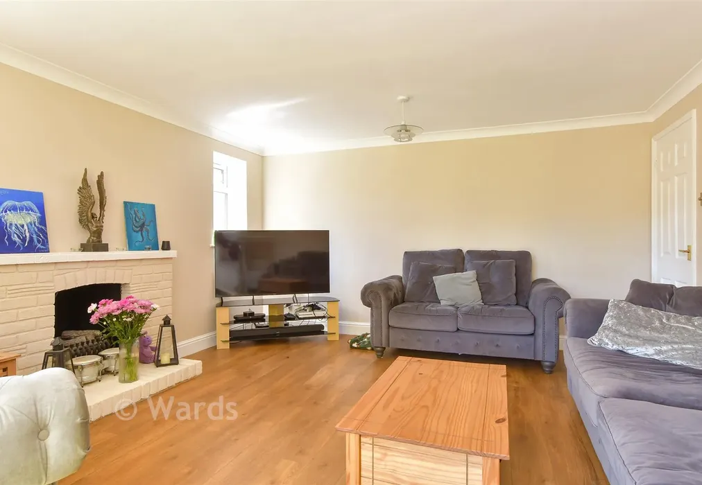 Lounge - Turners Court, West Kingsdown, Sevenoaks, Kent - Wards of Kent