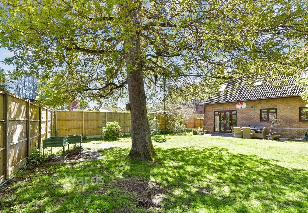 Bedroom 3 - Turners Court, West Kingsdown, Sevenoaks, Kent - Wards of Kent