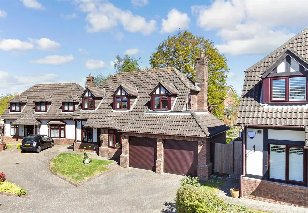 External (Web) - Turners Court, West Kingsdown, Sevenoaks, Kent - Wards of Kent