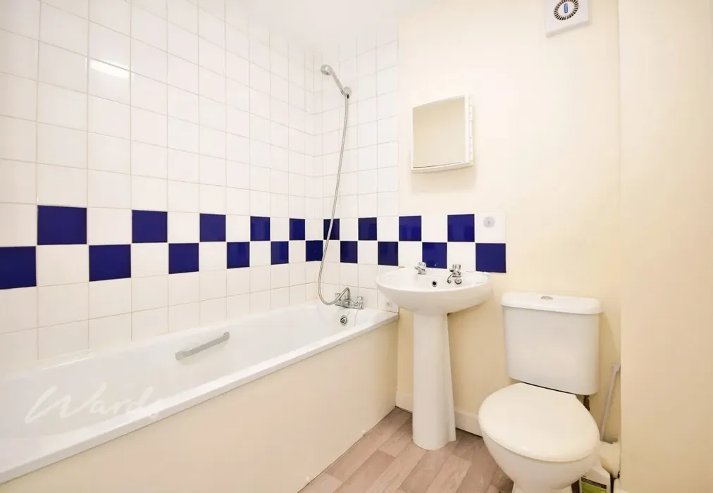 Dorothy bath use - Canterbury Road Birchington CT7 - Wards of Kent