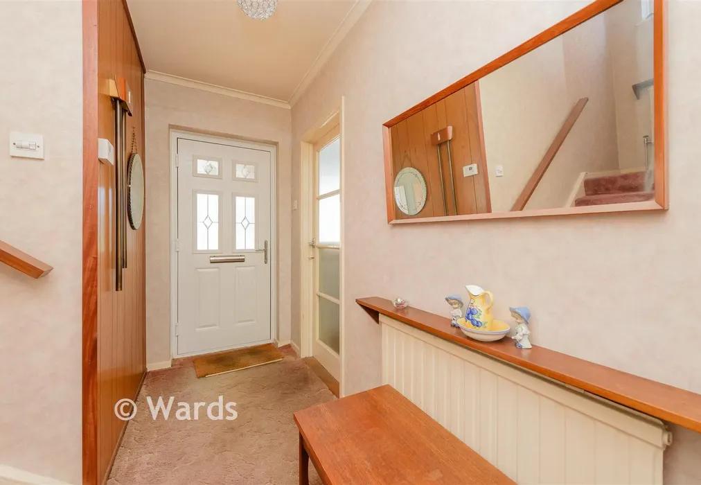 Hallway - Bexley Road, Erith, Kent - Wards of Kent