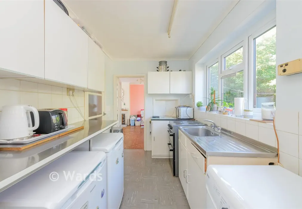 Kitchen - Bexley Road, Erith, Kent - Wards of Kent