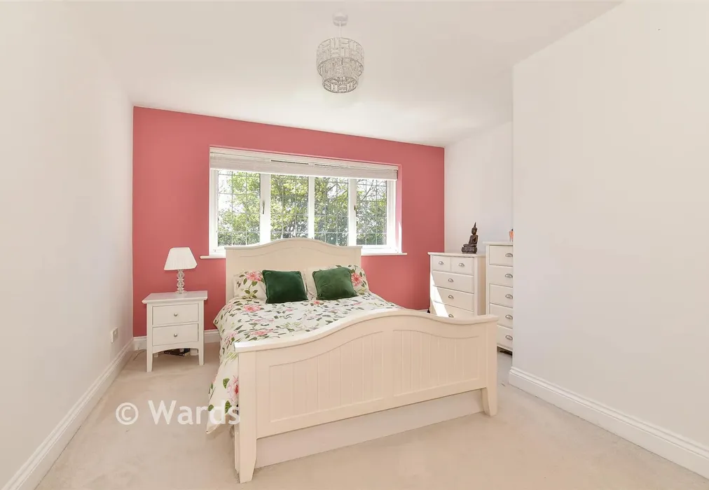 Bedroom 3 - Bridleway Gardens, Broadstairs, Kent - Wards of Kent