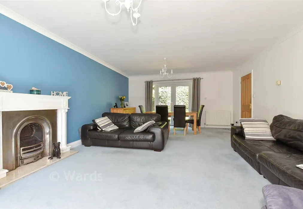 Lounge/Diner - Bridleway Gardens, Broadstairs, Kent - Wards of Kent