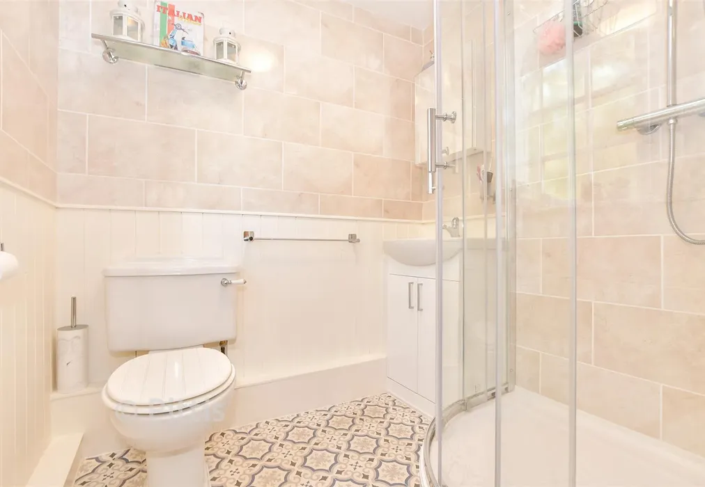 Shower Room - St. John's Road, Sandown, Isle of Wight - Wards of Kent