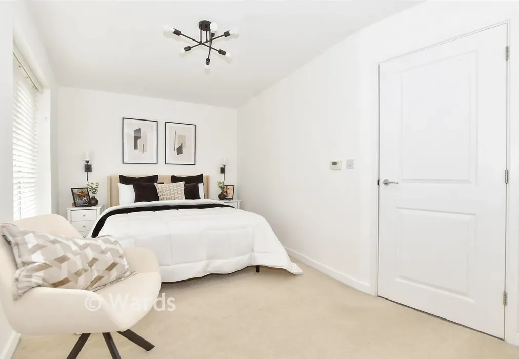 Bedroom 1 - Kings Way, Folkestone, Kent - Wards of Kent