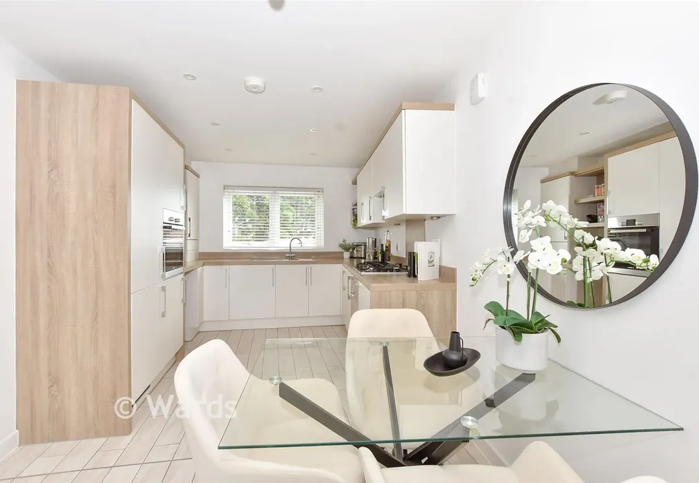 Kitchen - Kings Way, Folkestone, Kent - Wards of Kent