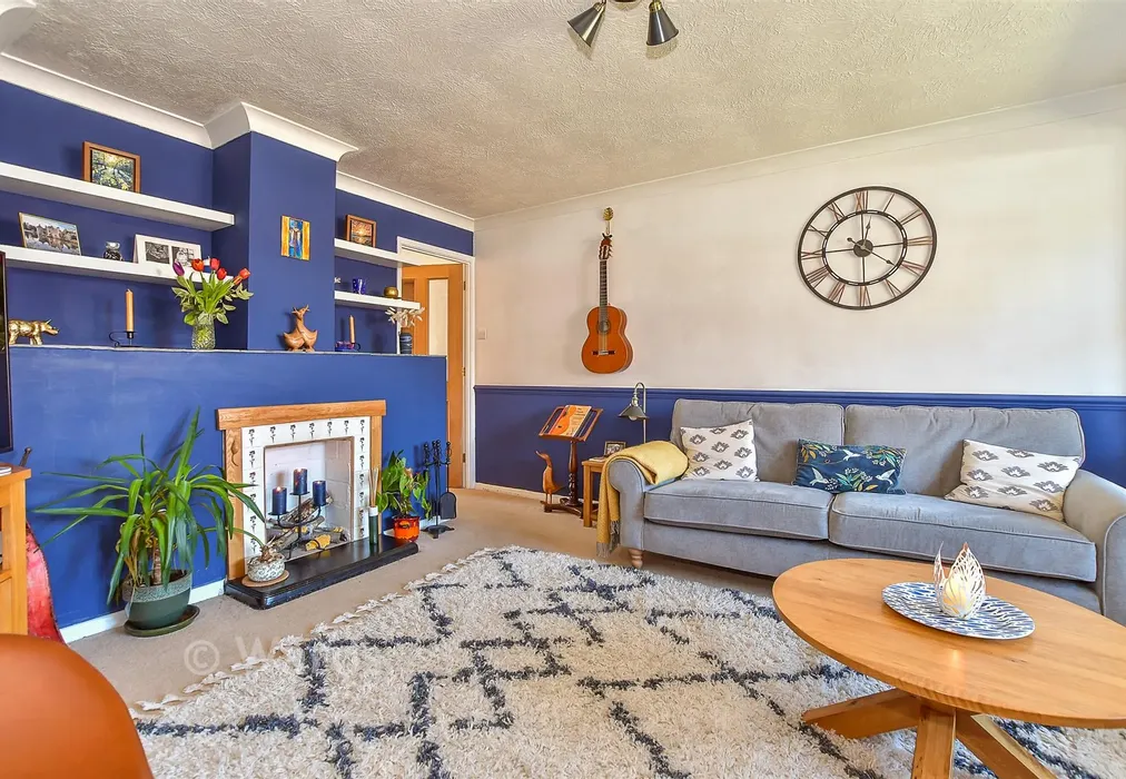 Lounge - Warrington Road, Paddock Wood, Tonbridge, Kent - Wards of Kent
