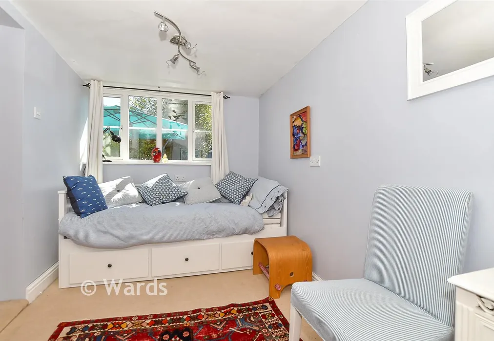 Bedroom 4 - Warrington Road, Paddock Wood, Tonbridge, Kent - Wards of Kent