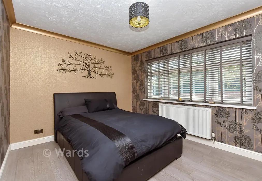 Bedroom 2 - Barton Hill Drive, Minster On Sea, Sheerness, Kent - Wards of Kent