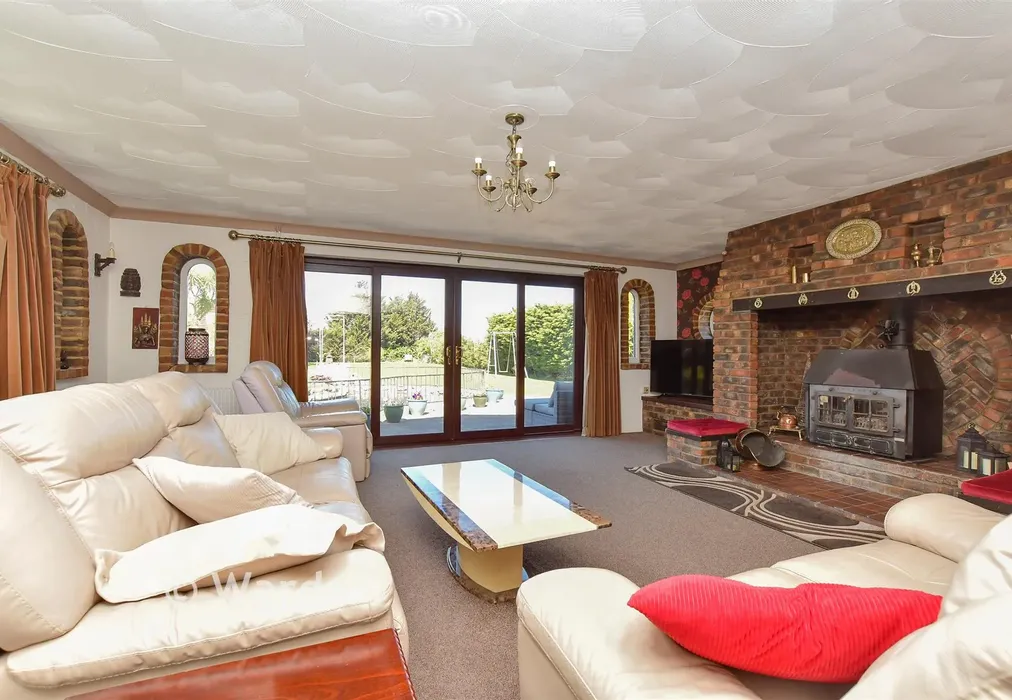 Lounge - Barton Hill Drive, Minster On Sea, Sheerness, Kent - Wards of Kent