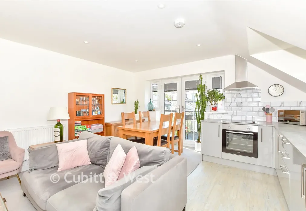 Lounge/Kitchen - St. Martin's Lane, Littlehampton, West Sussex - Wards of Kent