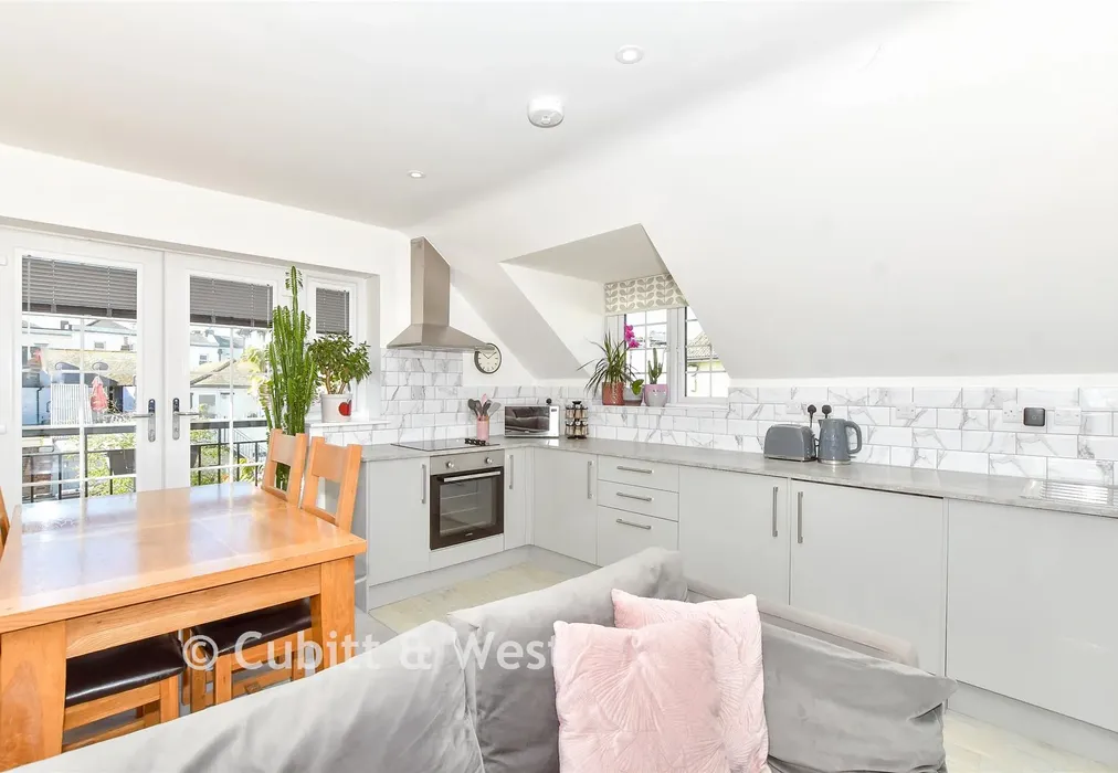 Lounge/Kitchen - St. Martin's Lane, Littlehampton, West Sussex - Wards of Kent