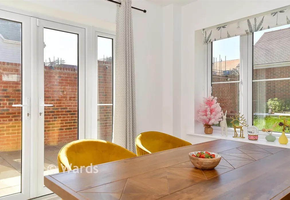Internal Lifestyle Photograph - Utah Road, Paddock Wood, Tonbridge, Kent - Wards of Kent