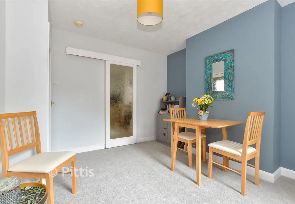 Dining Room - West Street, Ventnor, Isle of Wight - Wards of Kent
