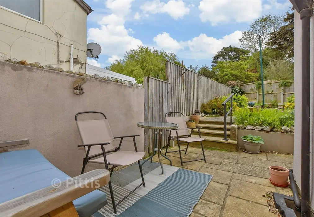 Rear Garden - West Street, Ventnor, Isle of Wight - Wards of Kent