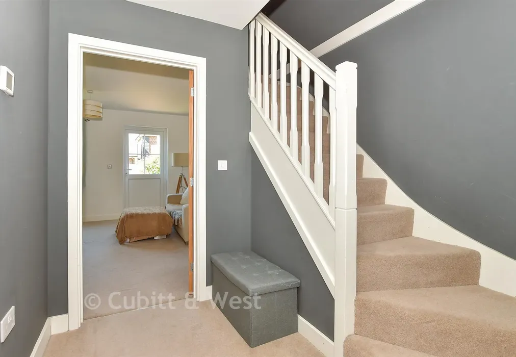 Entrance Hall - Hawking Drive, Cranleigh, Surrey - Wards of Kent