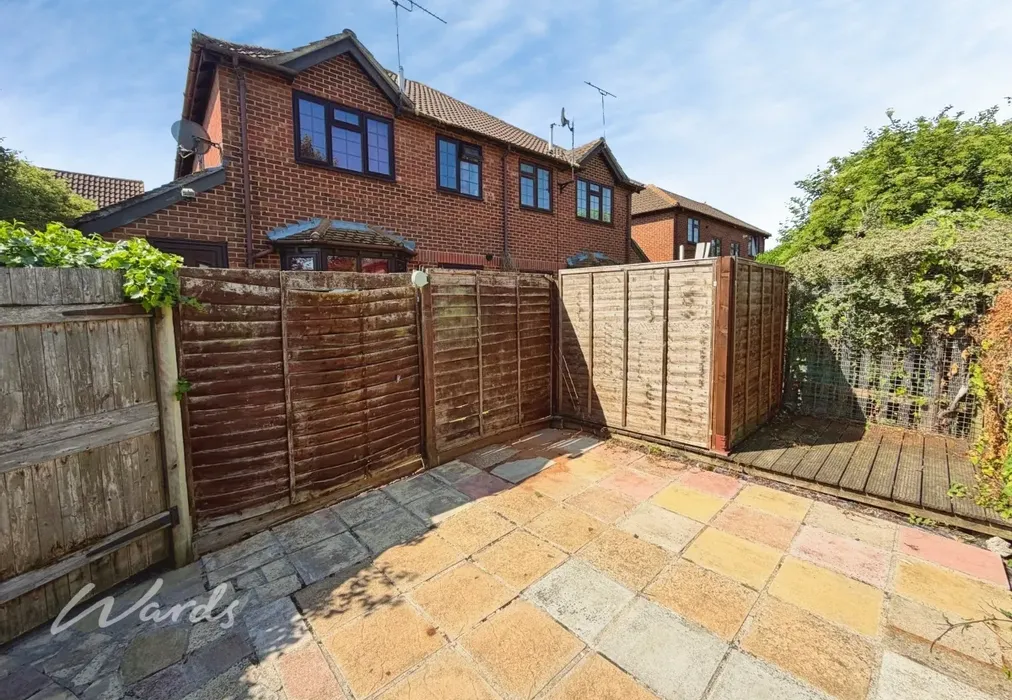 Garden - Blackmans Close Dartford DA1 - Wards of Kent
